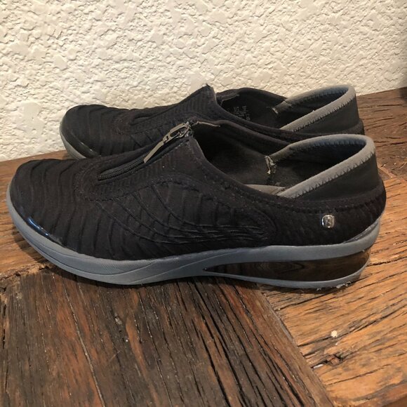 Bzees Women's Fancy Casual Comfort Shoe - Picture 3 of 13